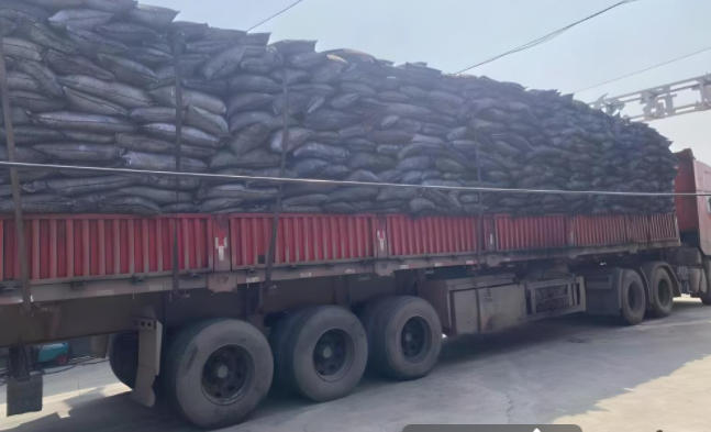 <a href=http://m.lxtmty.com/zzhxt/ target=_blank class=infotextkey>柱狀活性炭</a>，廢氣活性炭發(fā)車